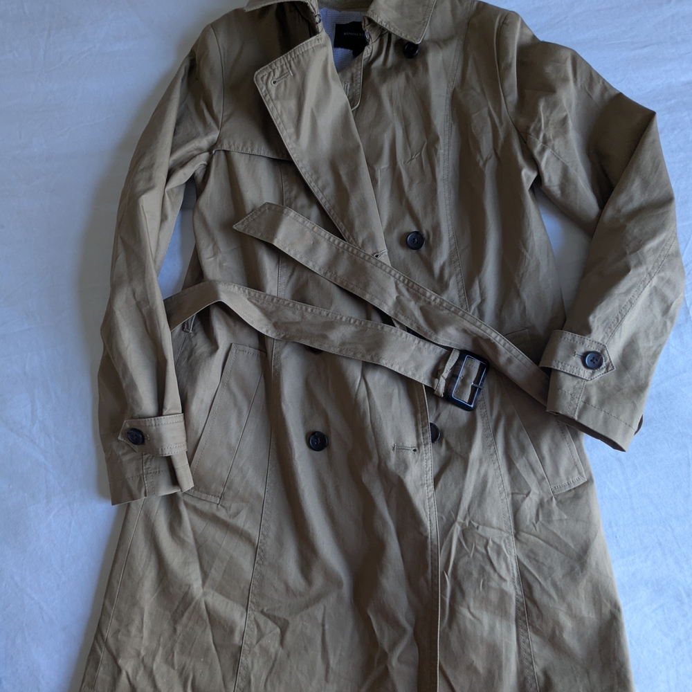 Banana Republic Factory Women's Tan Trench Coat